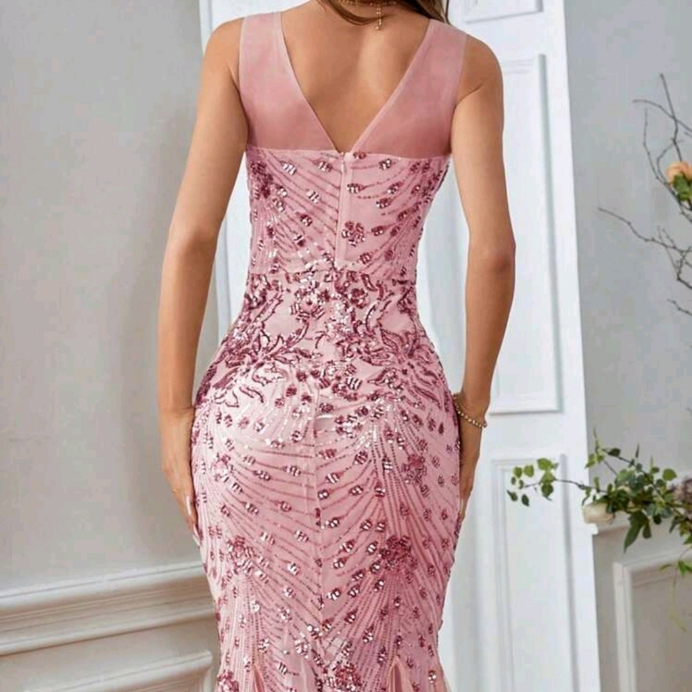 Split Thigh Contrast Sequin Mesh Prom Dress, Elegant Formal Evening Gown - Picture 2 of 4